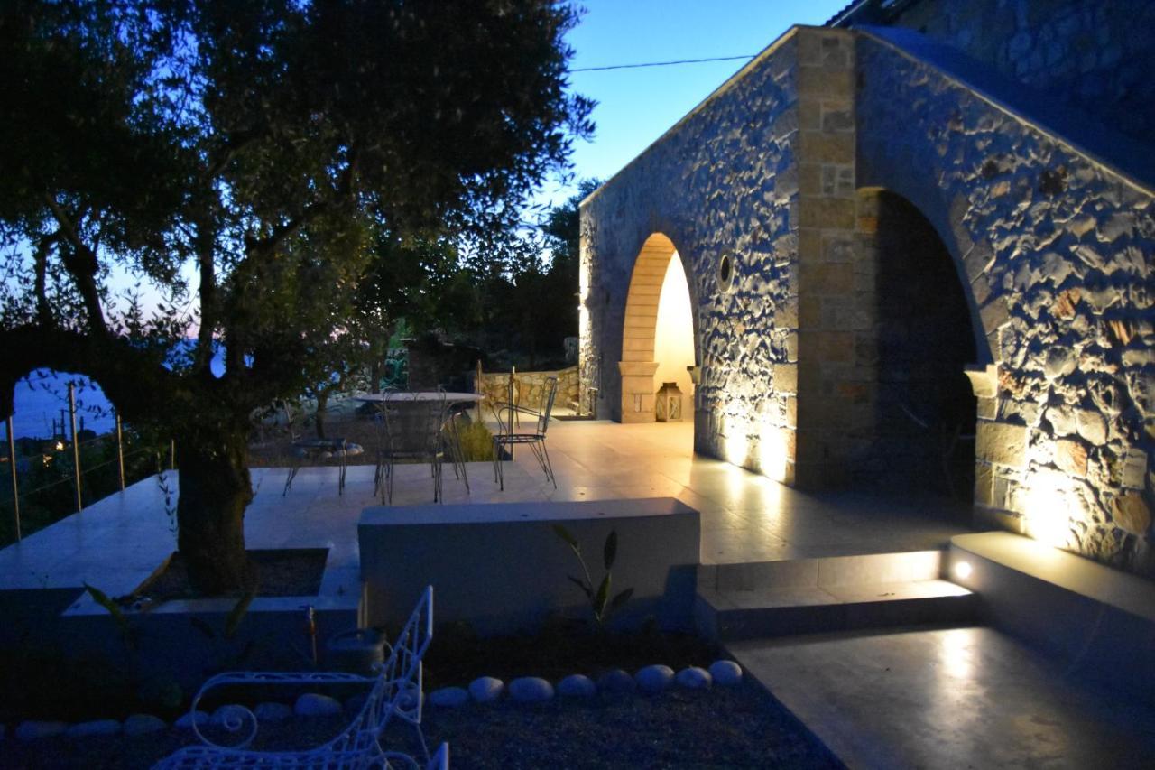 فيلا Athina'S Stone House In كارداميلي المظهر الخارجي الصورة